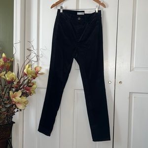 🎄LOFT Black Velvet Skinny “Jeans” Size 4 / 27 ~NWT!🎄